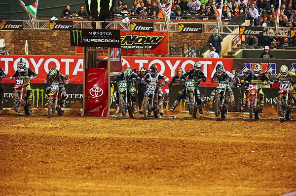 RATTRAY MOVES INTO AMA SUPERCROSS CHAMPIONSHIP LEAD