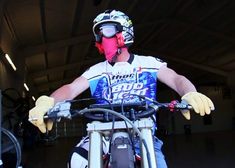 Ronnie Mac Trains For A1 2014 Supercross