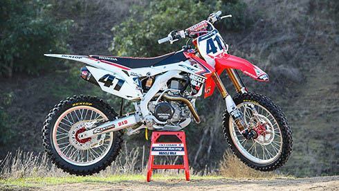 Honda riders before Oakland Supercross race