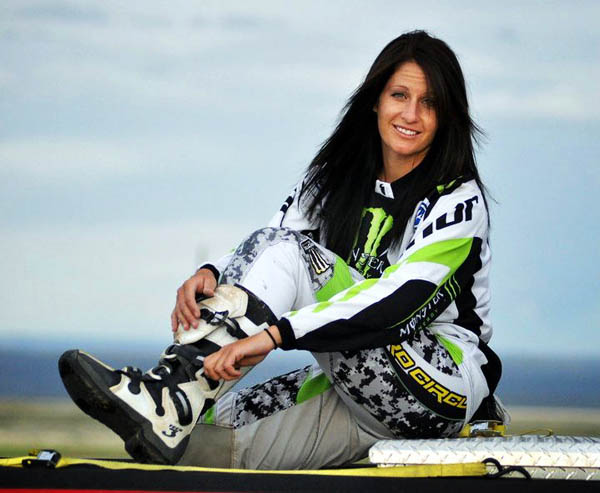 NIX – Short Moto Documentary