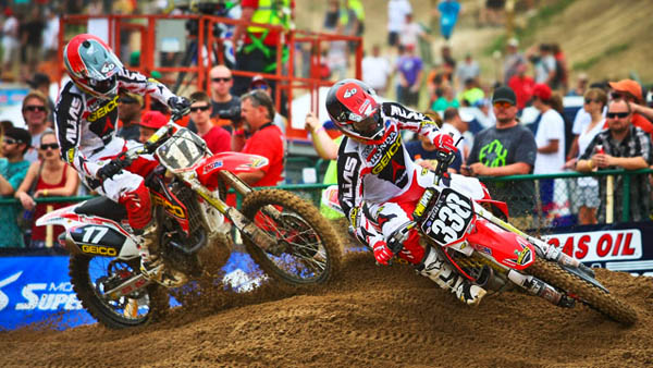 Zach Osborne’s Last-Lap Pass on Ken Roczen – Thunder Valley 2013
