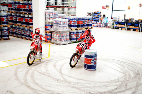 Honda World Motocross visits Nils factory