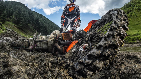The Elements of Enduro – Video
