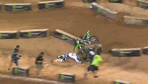 MEC 2013 – Villopoto Crashes Hard – Onboard
