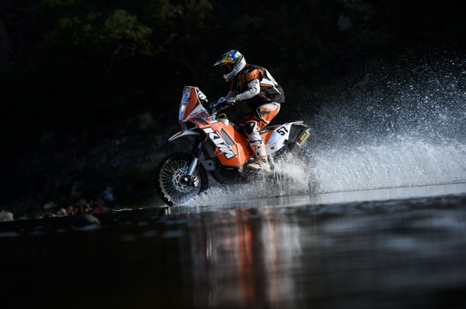 Dakar 2014 rider Ben Grabham KTM – Video