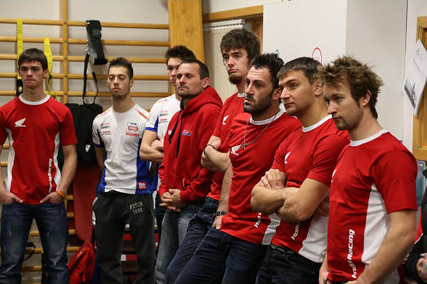 Honda’s elite riders visit English Institute of Sport