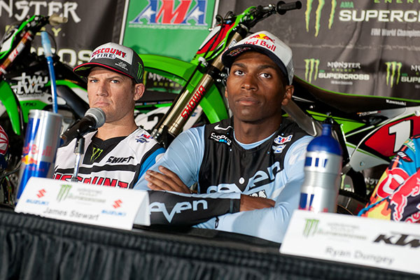 Supercross press conference with top riders – Interview