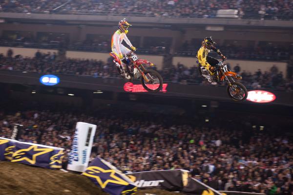 2014 AMA Supercross – Phoenix RD02 – Replay