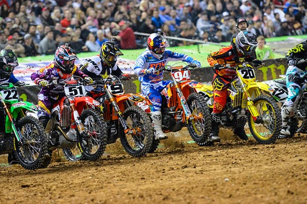 This Week in Monster Energy Supercross – Phoenix 2015
