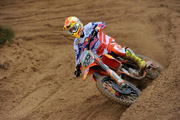 Antonio Cairoli wins Italian International Championship race RD01