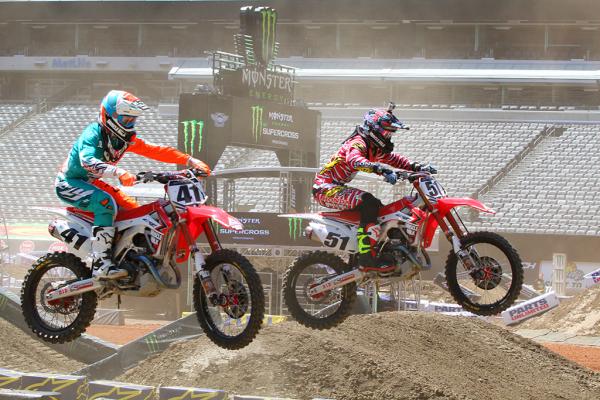 2014 Supercross from East Rutherford – Live on MXDOSE.com