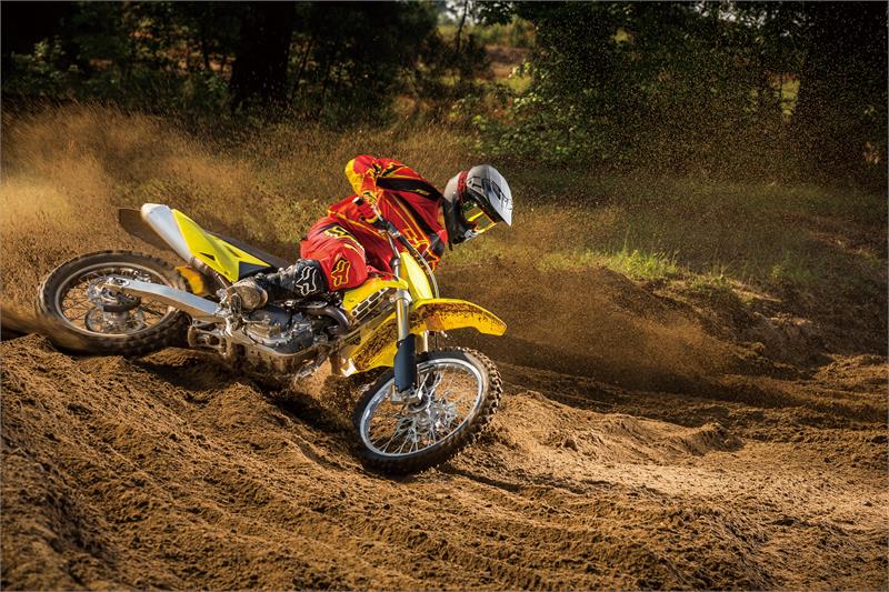 2015 RM-Z450 in Action – Video