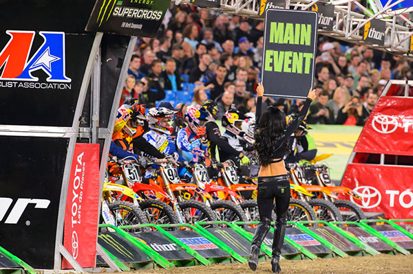 Race report from Sam Boyd Stadium Supercross