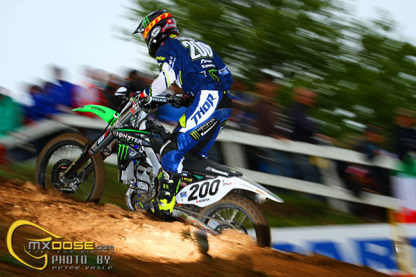 Tonus still loving those MX2 trophies