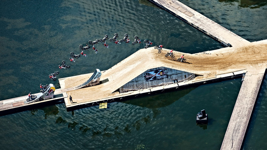 Red Bull X-Fighters Munich 2014 – The Floating FMX Course