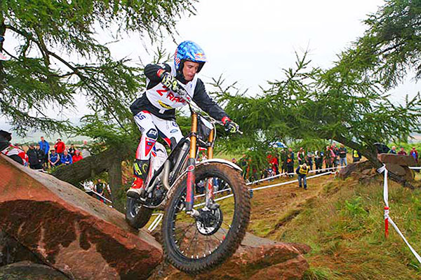 Trial title fight goes down to the wire