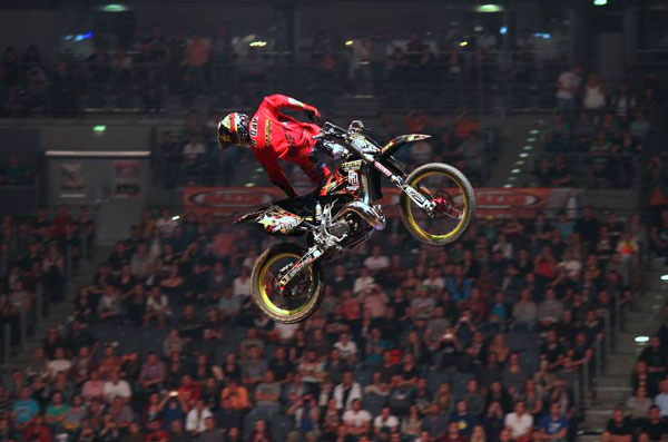 Trick premieres galore in Cologne – FMX