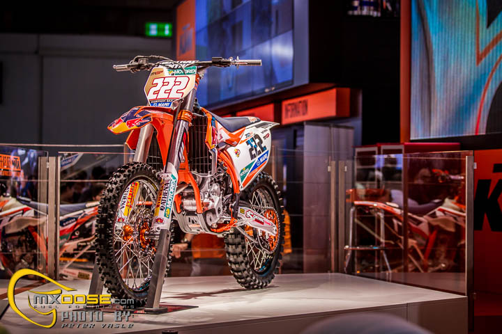KTM 350 SX-F FACTORY 2016 – The leader stays the leader