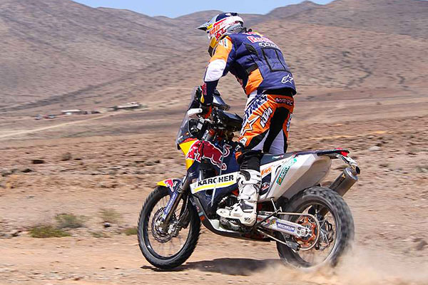 Dakar 2015 – Coma trims deficit to leader by 6 minutes in Stage 7