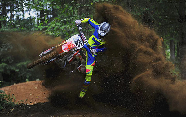 Moto 6 Behind The Scenes – Brett Cue Segment