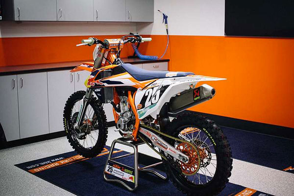 KTM Factory Edition 250SX-F 2015 – Video