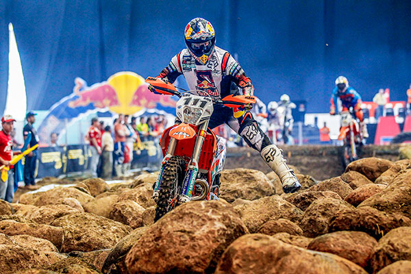 Fourth consecutive SuperEnduro win for Blazusiak in Mexico