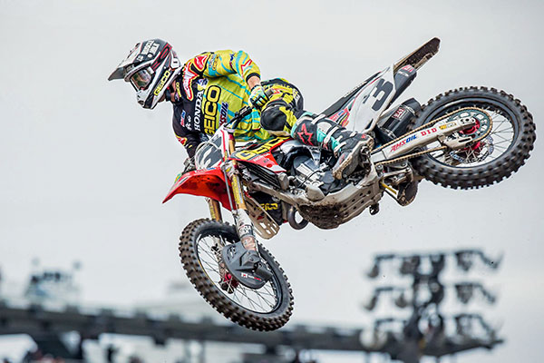 The Eli Tomac Alpinestars limited edition series