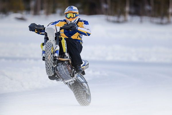 Husqvarna 701 Supermoto ice riding video