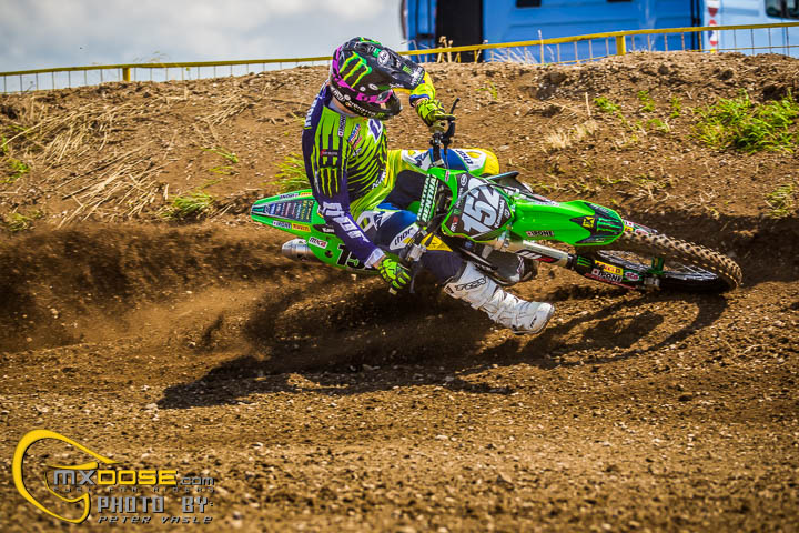 Petrov and Covington dominate in Markelo