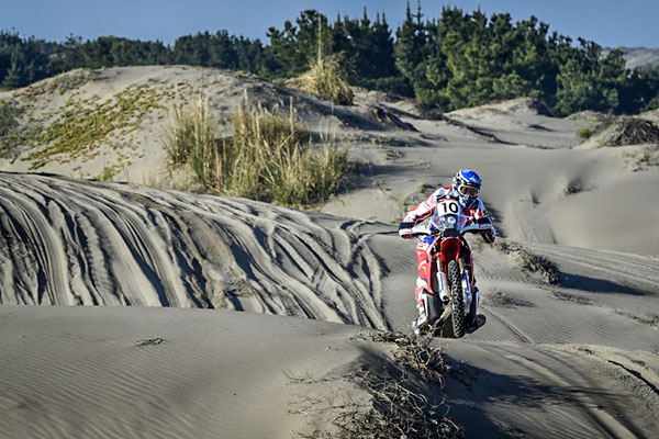 Intense start to the Atacama Rally for HRC Team