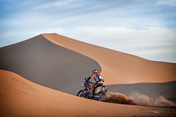 Sunderland, Walkner and Quintanilla continue to fight at Morocco Rally