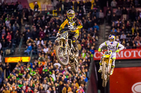 2016 Supercross race report from Anaheim 1