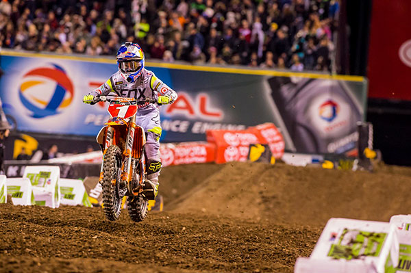 Good start for Dungey at Anaheim 1 SX