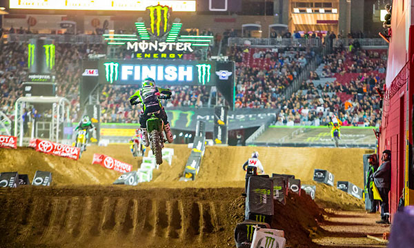 Highlights from San Diego 2 Supercross Round 2016