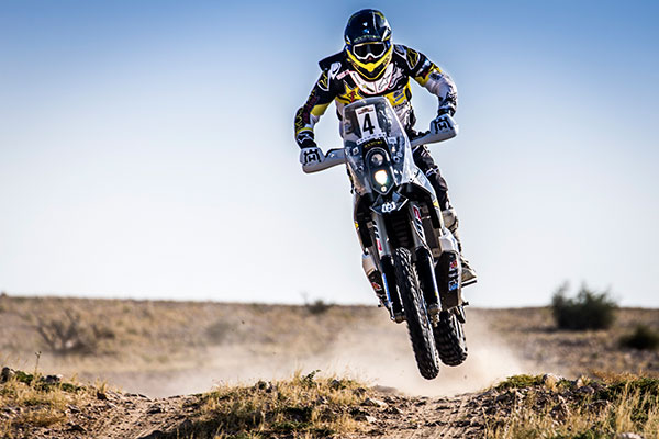 Quintanilla finishes second overall in Sealine Rally 2016