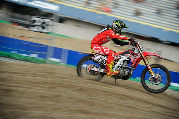 Tim Gajser takes MXGP lead to USA