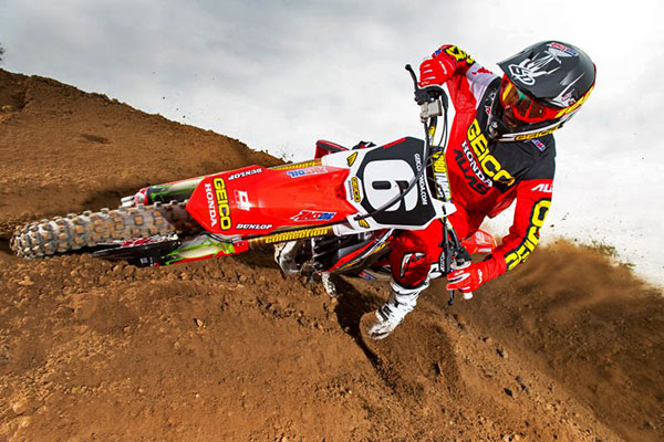 Jeremy Martin fill in for Roczen at Daytona Supercross