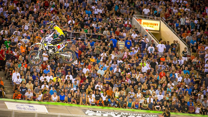 Monster Energy AMA Supercross Las Vegas – Round 17