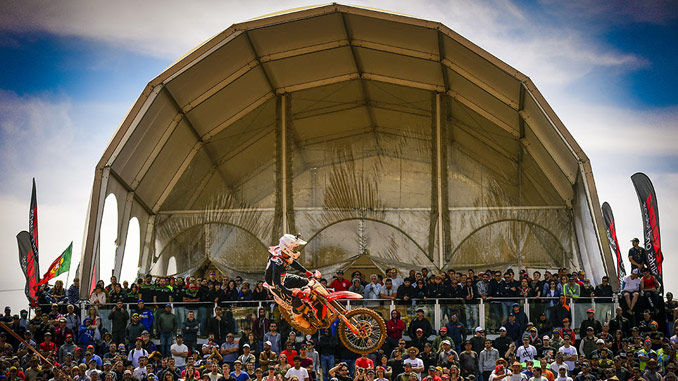 Gajser and Prado Perfect in Portugal