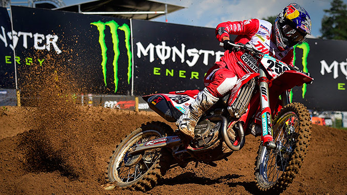 Coldenhoff and Vialle win the MXGP of Latvia in sunny Kegums