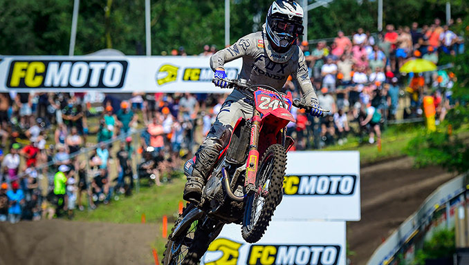 Gajser and Geerts take victories in Oss for the MXGP of the Netherlands