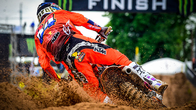First hat-trick wins for dominant Herlings and de Wolf