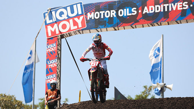 Prado wins his 6th RAM Qualifying Race while it is a first for Van De Moosdijk