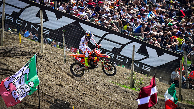 THE COENENS COMMAND QUALIFYING AT THE MXGP OF TRENTINO!