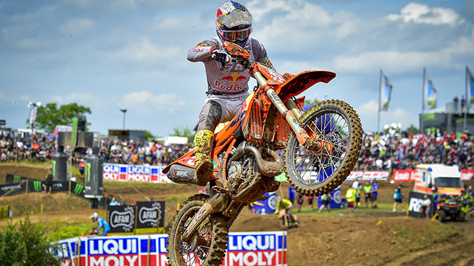 LUCAS COENEN AND VALIN ARE THE GIANTS OF THE LIQUI MOLY MXGP OF GERMANY!