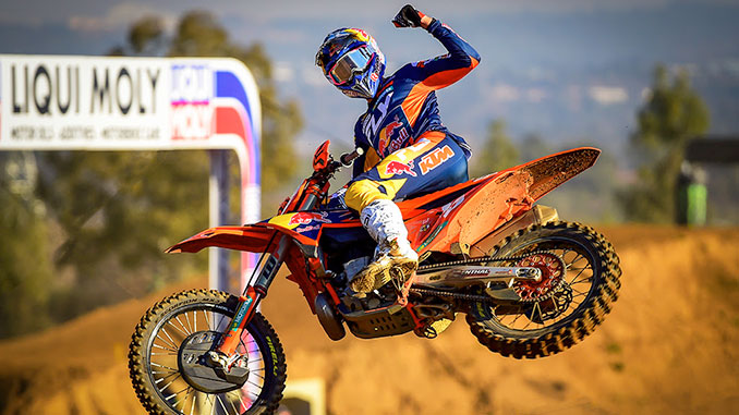 JOY IN JOHANNESBURG FOR LUCAS COENEN AND FARRES AT THE MXGP OF SOUTH AFRICA!