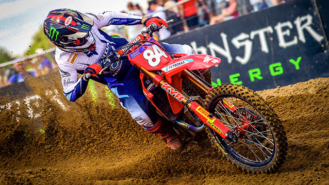 HERLINGS & MC LELLAN LIGHT UP LOMMEL AT THE MXGP OF FLANDERS!